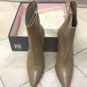 Ann Taylor bootie